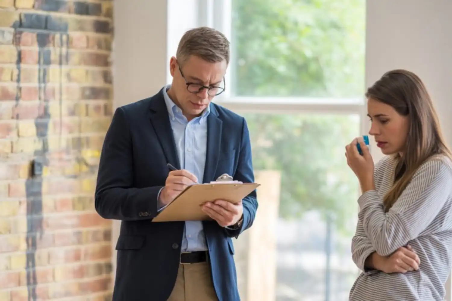 Council damp and mould complaint in writing for a council house damp problem