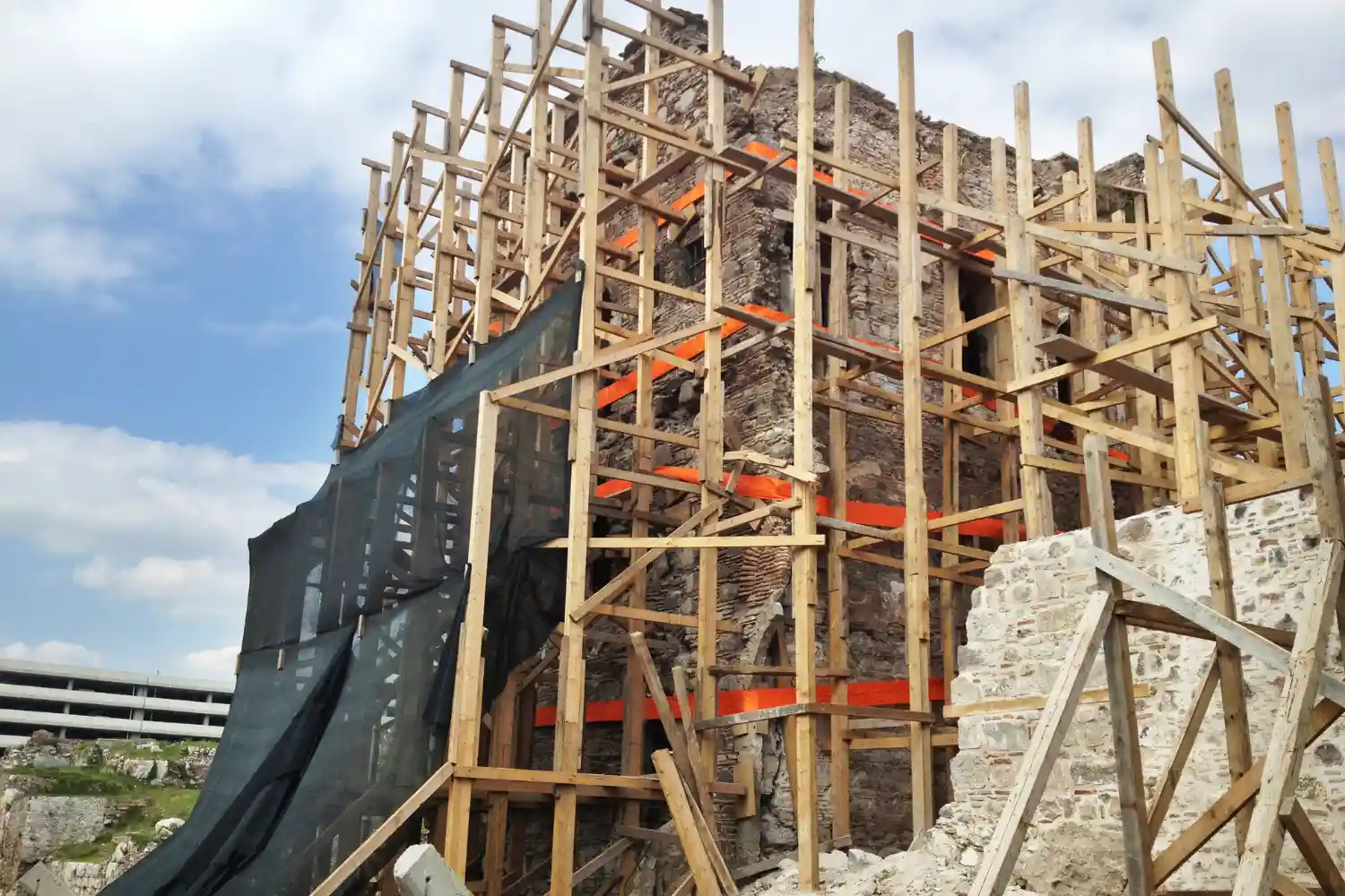 Buildings insurance and home insurance rebuild cost illustration